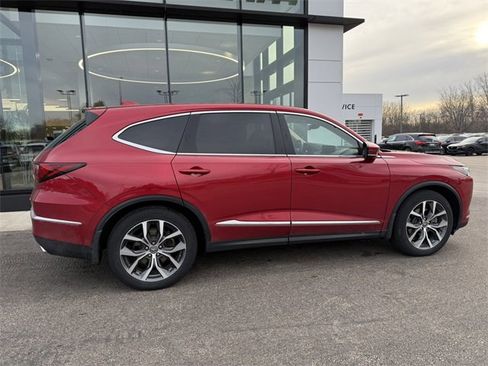 Used 2023 Acura MDX SH-AWD w/ Technology Package image 2