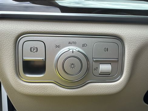 New 2026 Mercedes-Benz GLE 450 4MATIC Coupe image 16