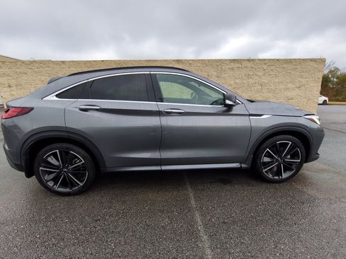 Used 2023 INFINITI QX55 Essential image 4