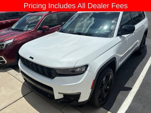 Used 2023 Jeep Grand Cherokee L Limited w/ Luxury Tech Group II AWD/4WD image 1