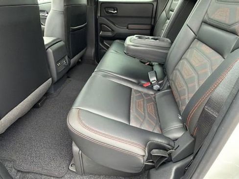 Used 2025 Nissan Frontier PRO-4X w/ Pro Premium Package AWD/4WD image 17
