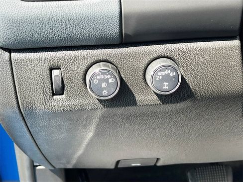 Used 2022 Chevrolet Colorado Z71 image 10