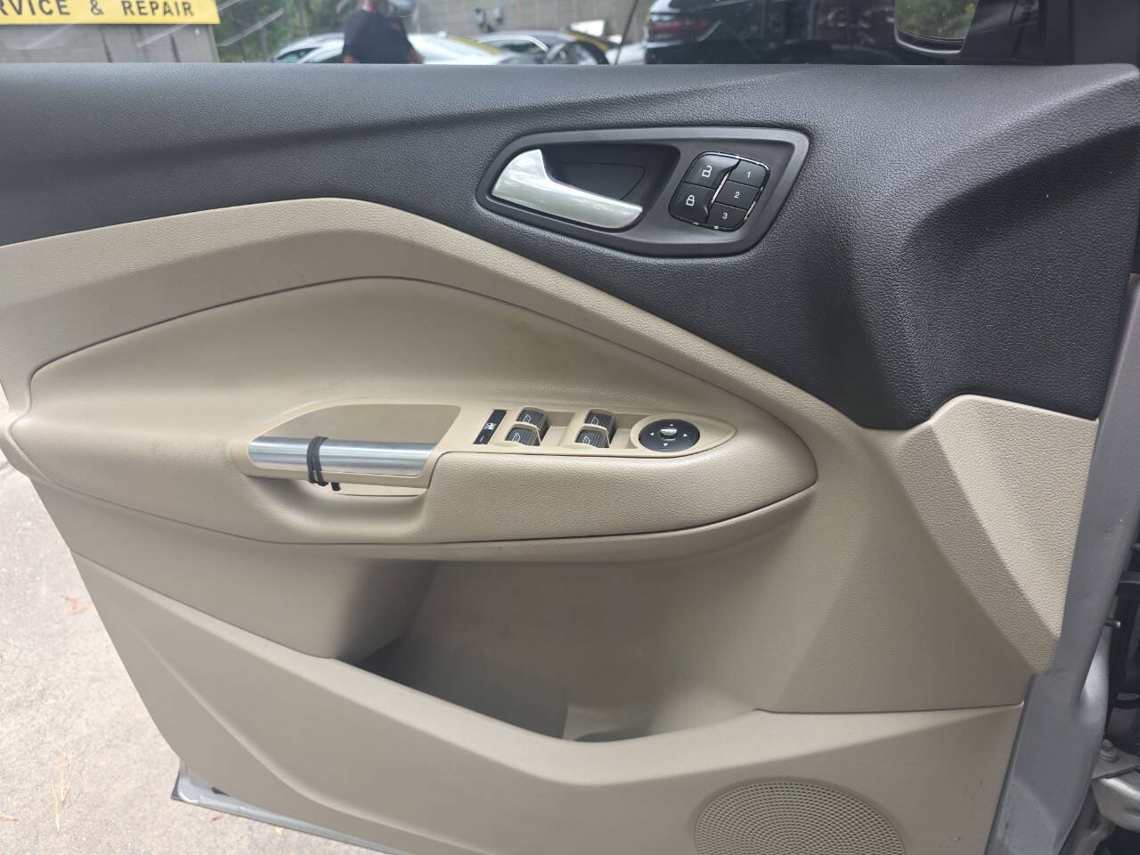 Used 2013 Ford Escape SEL FWD image 10