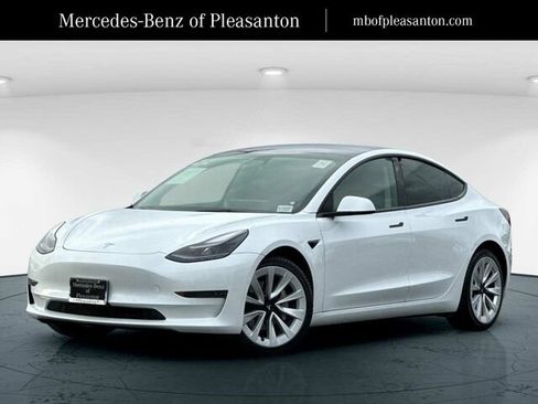 Used 2022 Tesla Model 3 Long Range image 1