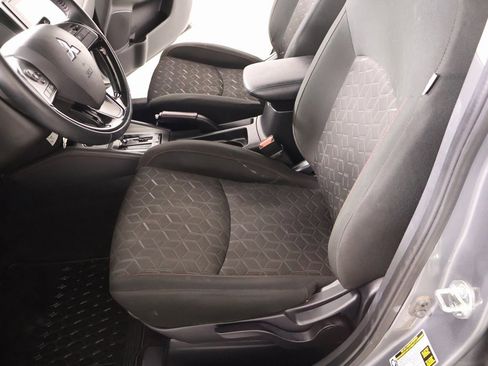 Used 2024 Mitsubishi Outlander Sport LE image 12