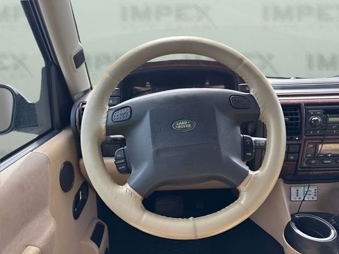 Used 2004 Land Rover Discovery SE AWD/4WD image 15