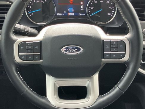 Used 2023 Ford Expedition XLT RWD image 20