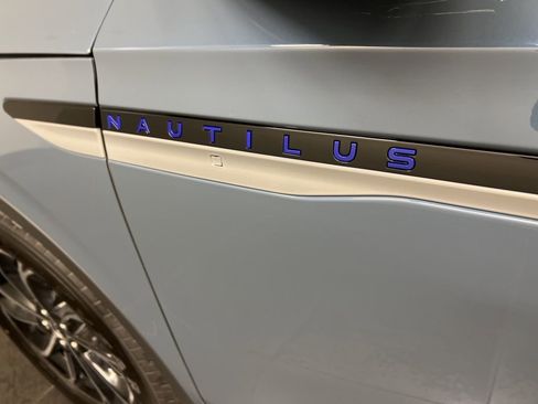 New 2026 Lincoln Nautilus Premier w/ Equipment Group 102A image 38