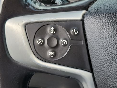 Used 2021 GMC Terrain SLE FWD image 21