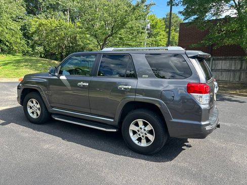 Used 2012 Toyota 4Runner SR5 w/ Convenience Pkg AWD/4WD image 7