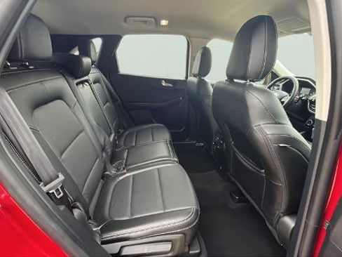 Certified 2022 Ford Escape SEL AWD/4WD image 18