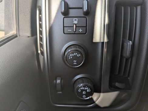 Used 2017 Chevrolet Silverado 1500 LTZ w/ High Desert Package AWD/4WD image 21