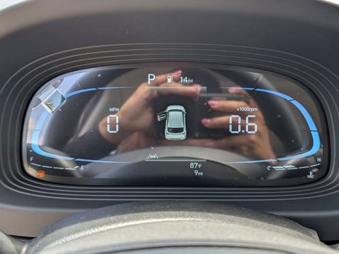 New 2026 Hyundai Venue SEL FWD image 17