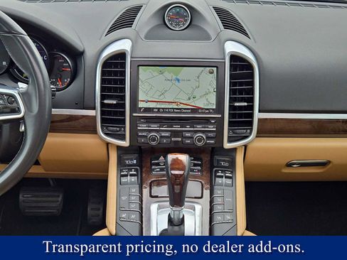 Used 2016 Porsche Cayenne image 17