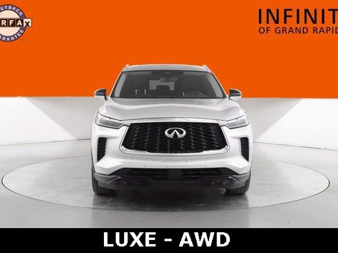 Used 2023 INFINITI QX60 Luxe image 8