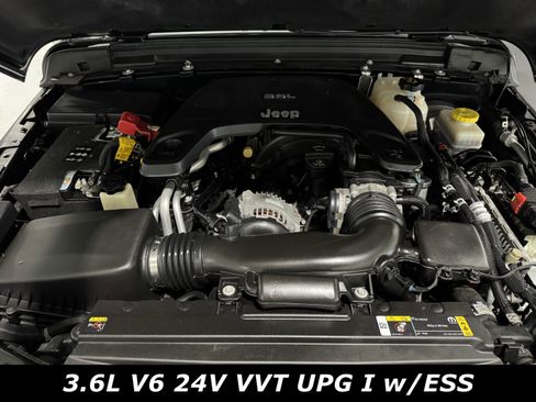 Used 2021 Jeep Wrangler Unlimited Sport image 12