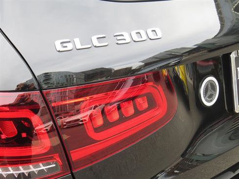 Certified 2022 Mercedes-Benz GLC 300 GLC 300 4MATIC image 28
