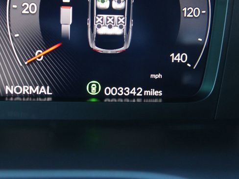 Certified 2025 Acura ADX A-Spec image 13