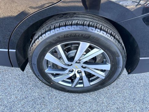 Used 2024 Chevrolet Equinox LT w/ LPO, Floor Liner Package image 22