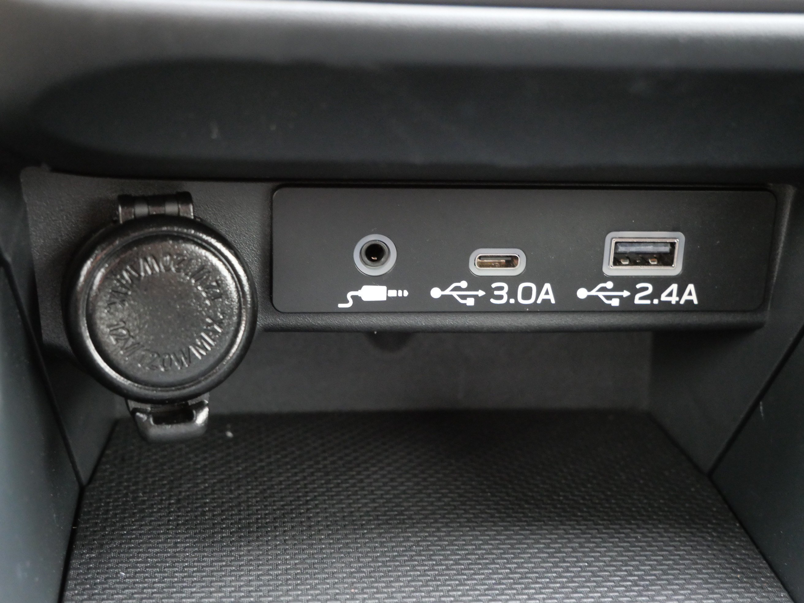 Used 2025 Subaru WRX Premium AWD/4WD image 33
