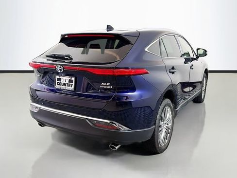 Used 2021 Toyota Venza XLE w/ Softex Package AWD/4WD image 7