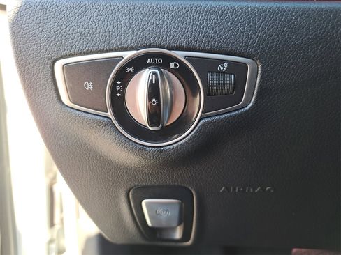 Used 2022 Mercedes-Benz E 350 Sedan w/ AMG Line Exterior image 29