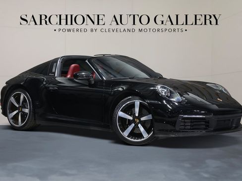 Used 2021 Porsche 911 Targa 4S image 1