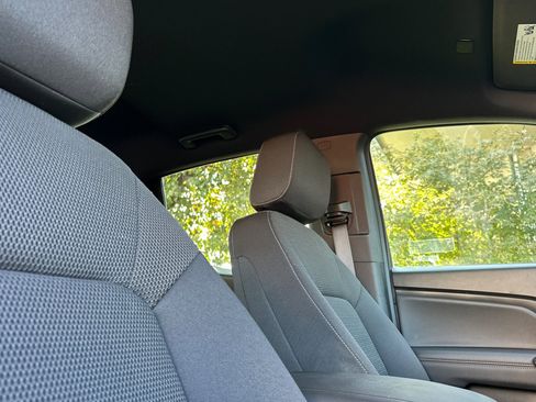 Certified 2024 Chevrolet Colorado LT w/ LT Convenience Package image 16