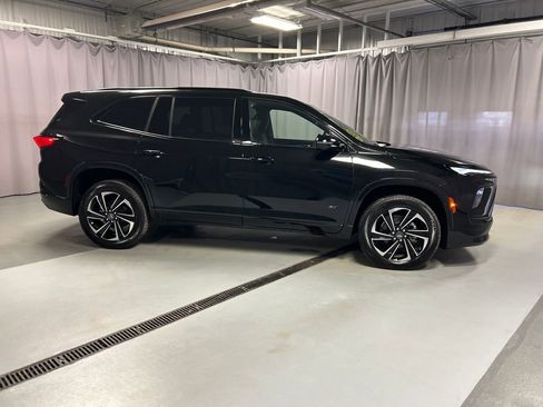 New 2026 Buick Enclave Sport Touring w/ Power Package image 8