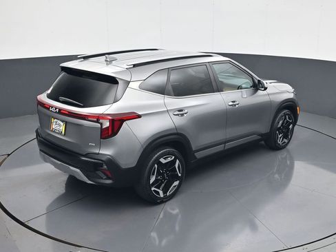 Used 2024 Kia Seltos SX AWD/4WD image 17