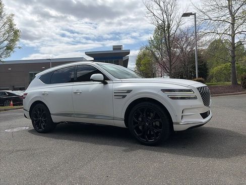 Used 2022 Genesis GV80 3.5T Prestige Signature AWD/4WD image 2
