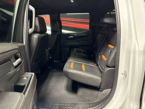 Used 2023 GMC Sierra 1500 AT4 w/ AT4 Premium Package AWD/4WD image 16