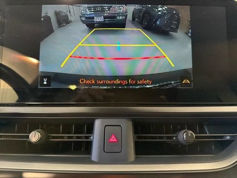 Used 2024 Lexus UX 250h FWD w/ Premium Package image 19
