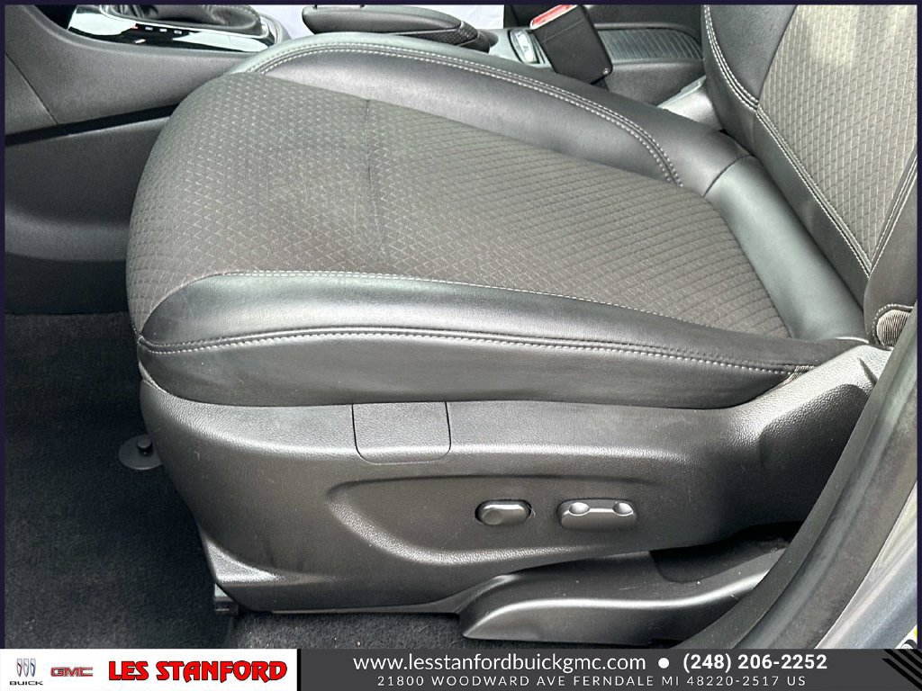 Used 2019 Buick Encore Preferred w/ Safety Package AWD/4WD image 18