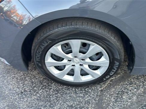Used 2024 Toyota Corolla LE image 35