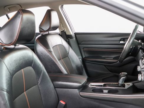 Used 2022 Nissan Altima 2.5 SR FWD image 26