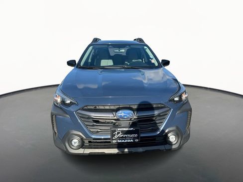 Used 2024 Subaru Outback Premium AWD/4WD image 8