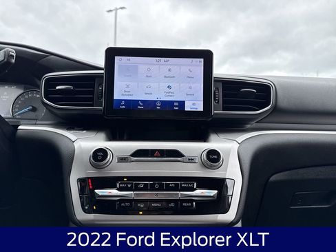 Used 2022 Ford Explorer XLT AWD/4WD image 23