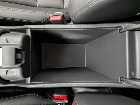 New 2026 Honda HR-V EX-L image 23