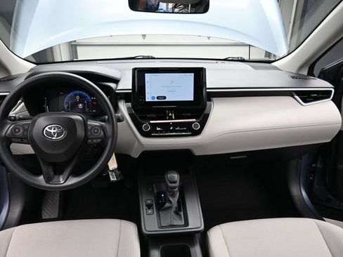 Used 2026 Toyota Corolla Cross L FWD image 18