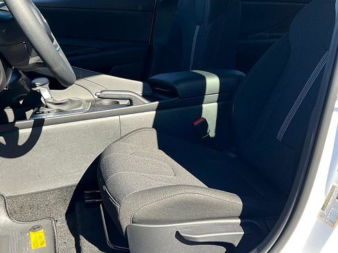 New 2026 Hyundai Elantra SE w/ Cargo Package image 12