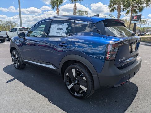 New 2026 Nissan Kicks SR FWD image 6