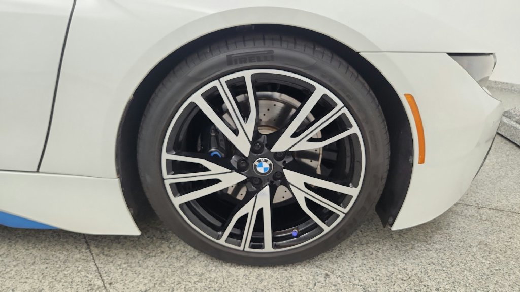 Used 2015 BMW i8 AWD/4WD image 75