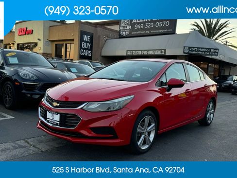 Used 2017 Chevrolet Cruze LT w/ Convenience Package FWD image 1