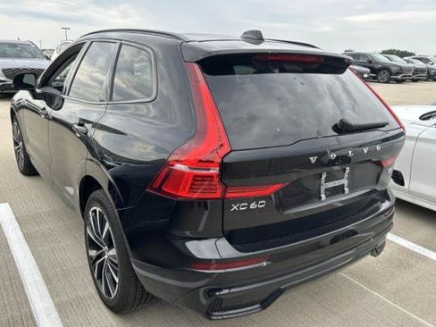 Used 2024 Volvo XC60 B5 Plus w/ Climate Package AWD/4WD image 4
