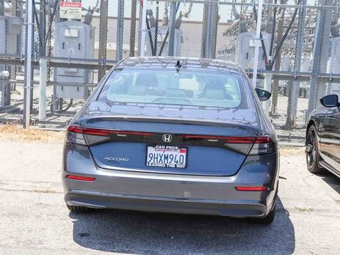 Used 2023 Honda Accord LX image 11