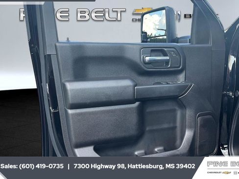 Used 2026 Chevrolet Silverado 2500 Custom w/ Custom Value Package AWD/4WD image 18