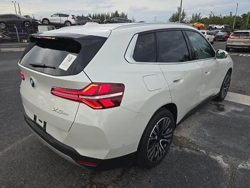 Used 2025 BMW X3 xDrive30i w/ Premium Package AWD/4WD image 2
