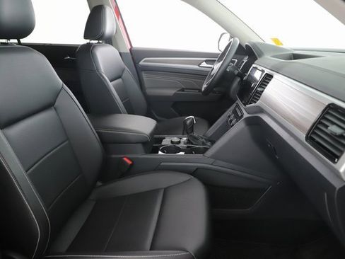 Used 2021 Volkswagen Atlas SEL image 33
