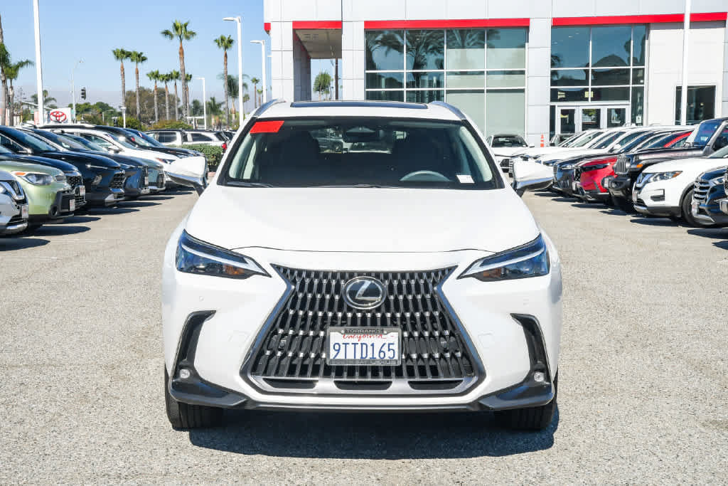 Used 2025 Lexus NX 250 FWD w/ Accessory Package (K3) image 2